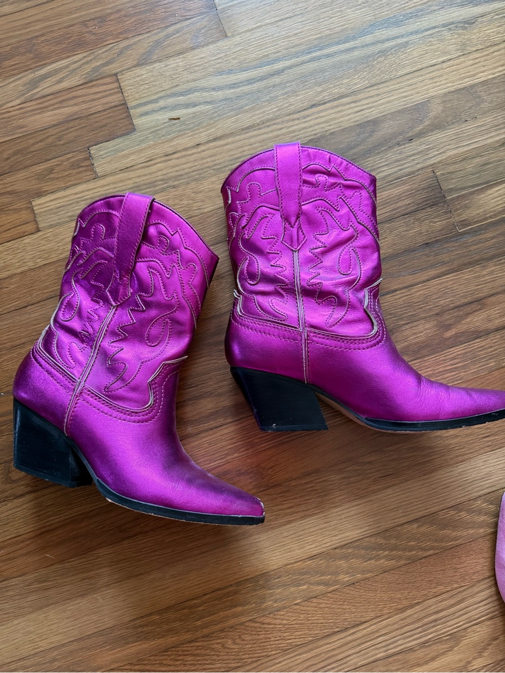 Dolce Vita Magenta Western Cowboy Boots